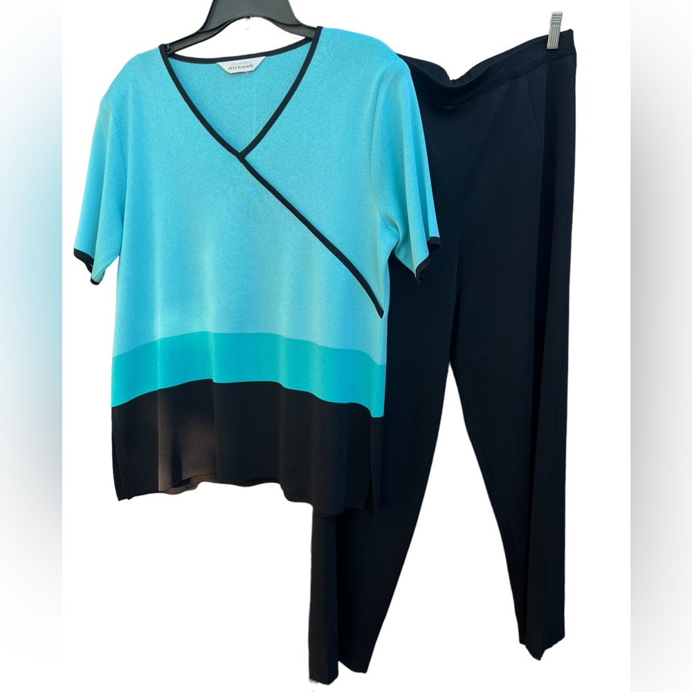 Misook Short Sleeve and Pant Set Blue/Black Size L